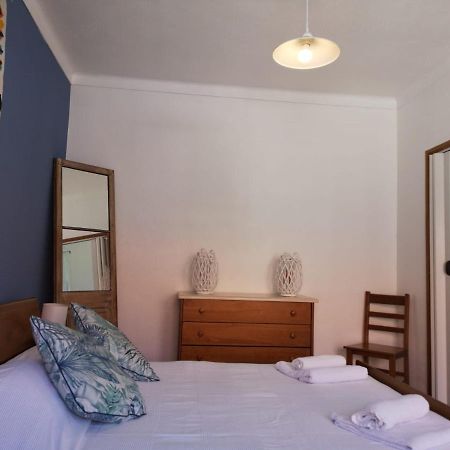 Foz Surfcamp Hotel ฟอซโดอาเรโย ภายนอก รูปภาพ