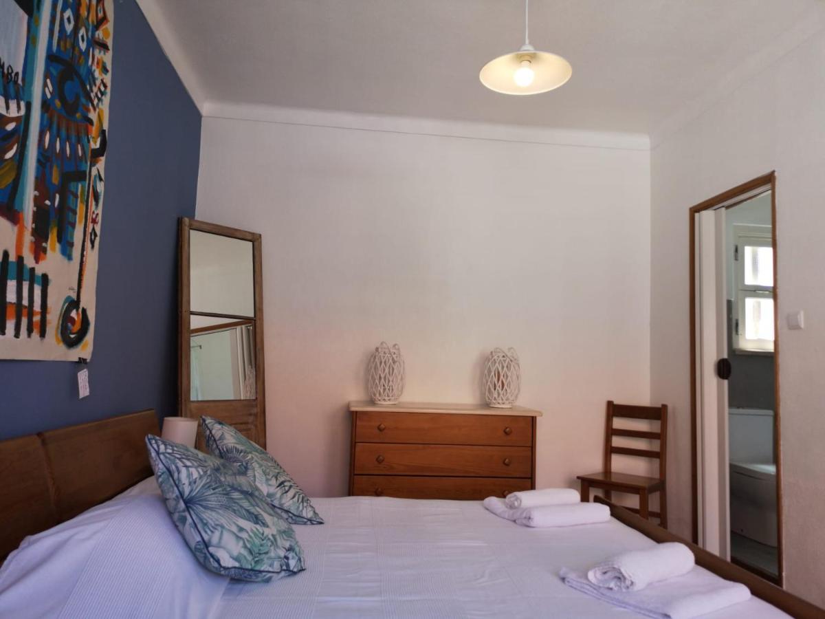 Foz Surfcamp Hotel ฟอซโดอาเรโย ภายนอก รูปภาพ