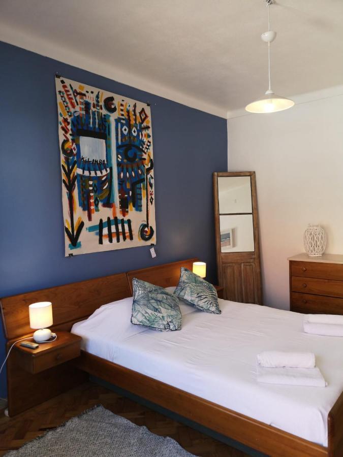 Foz Surfcamp Hotel ฟอซโดอาเรโย ภายนอก รูปภาพ