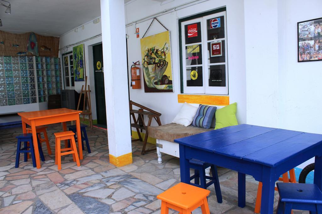 Foz Surfcamp Hotel ฟอซโดอาเรโย ภายนอก รูปภาพ